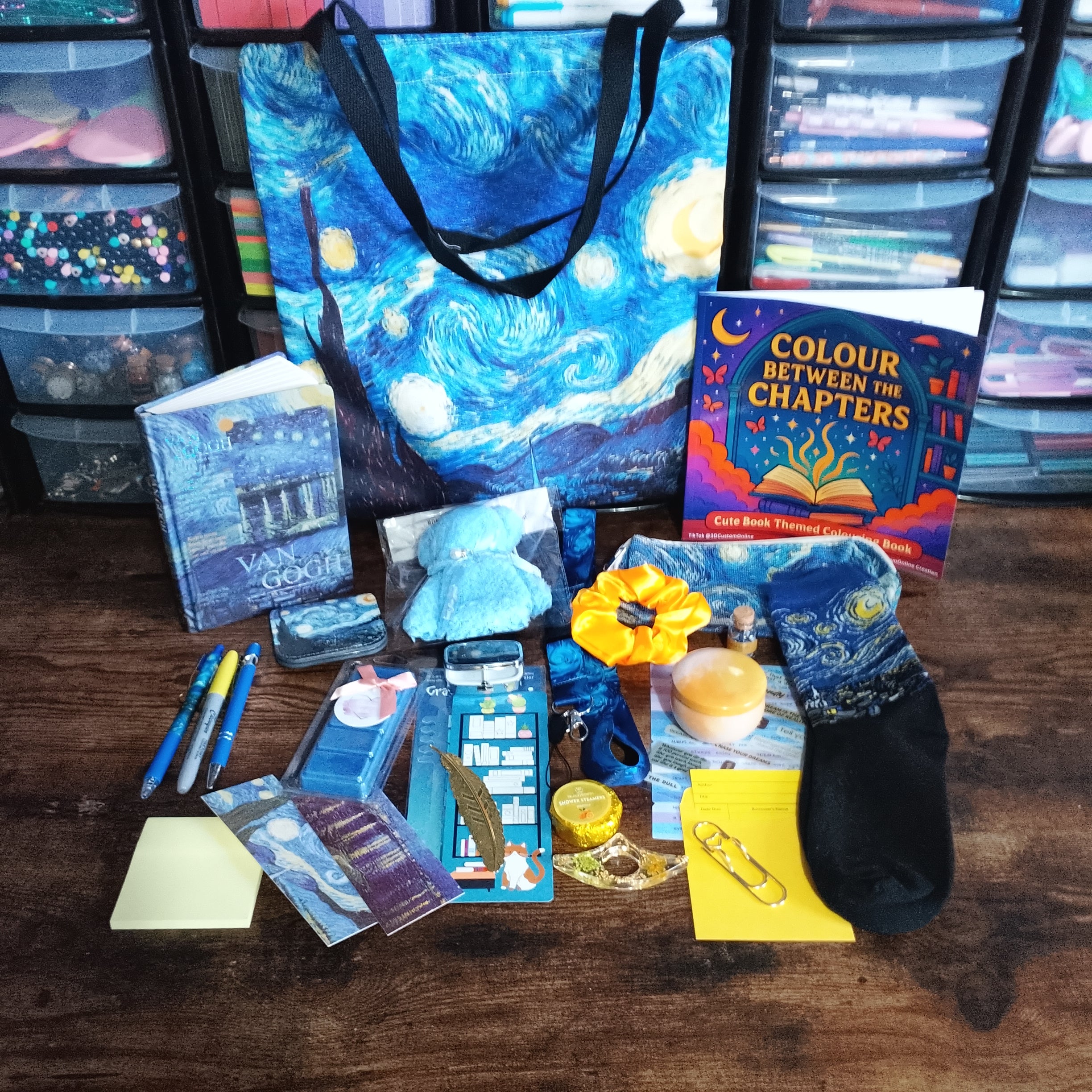 Van Gogh Bookish Bundle - 20 Pick + 3 Bonus Items