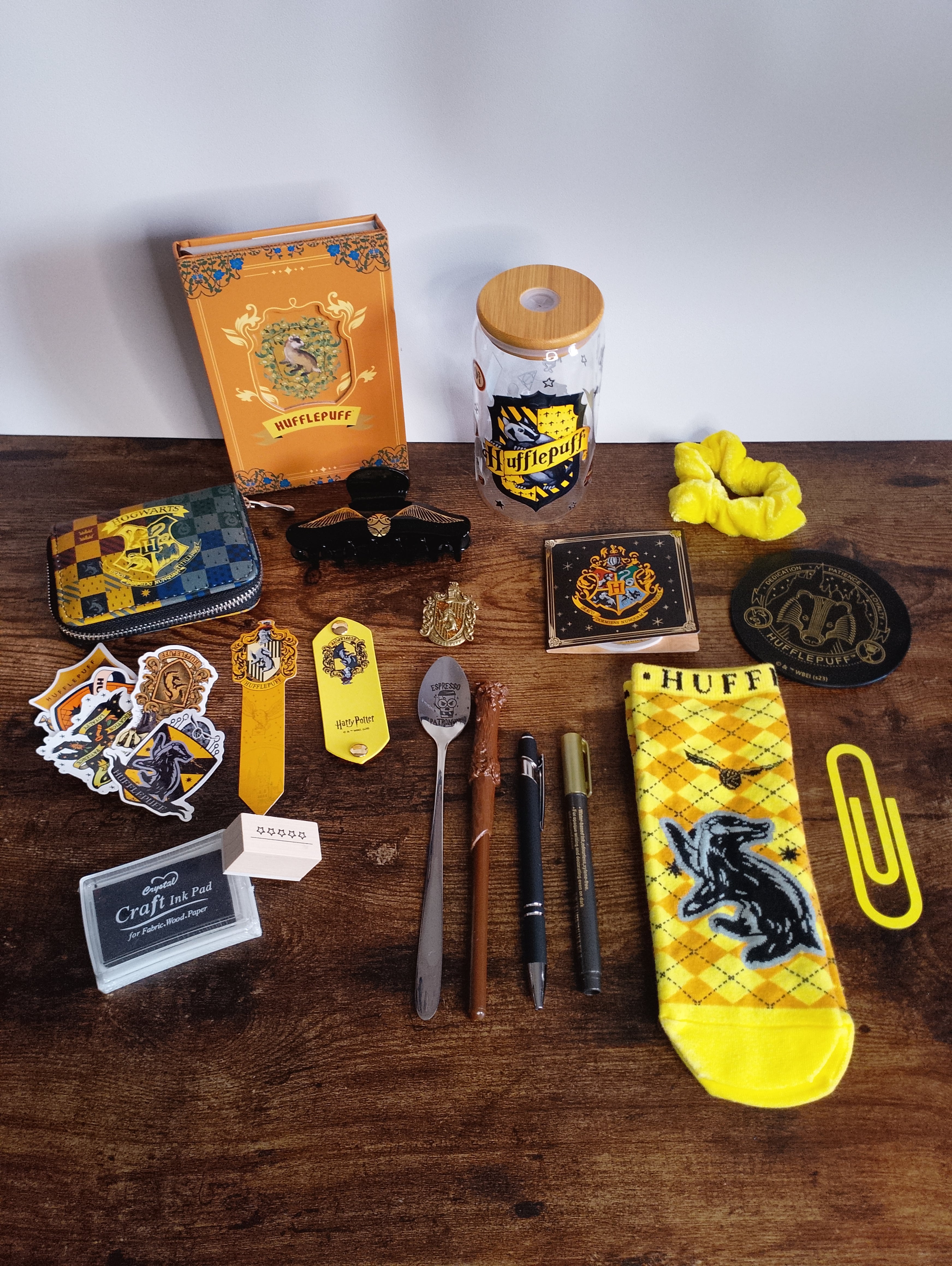 Harry Potter Hufflepuff Bundle